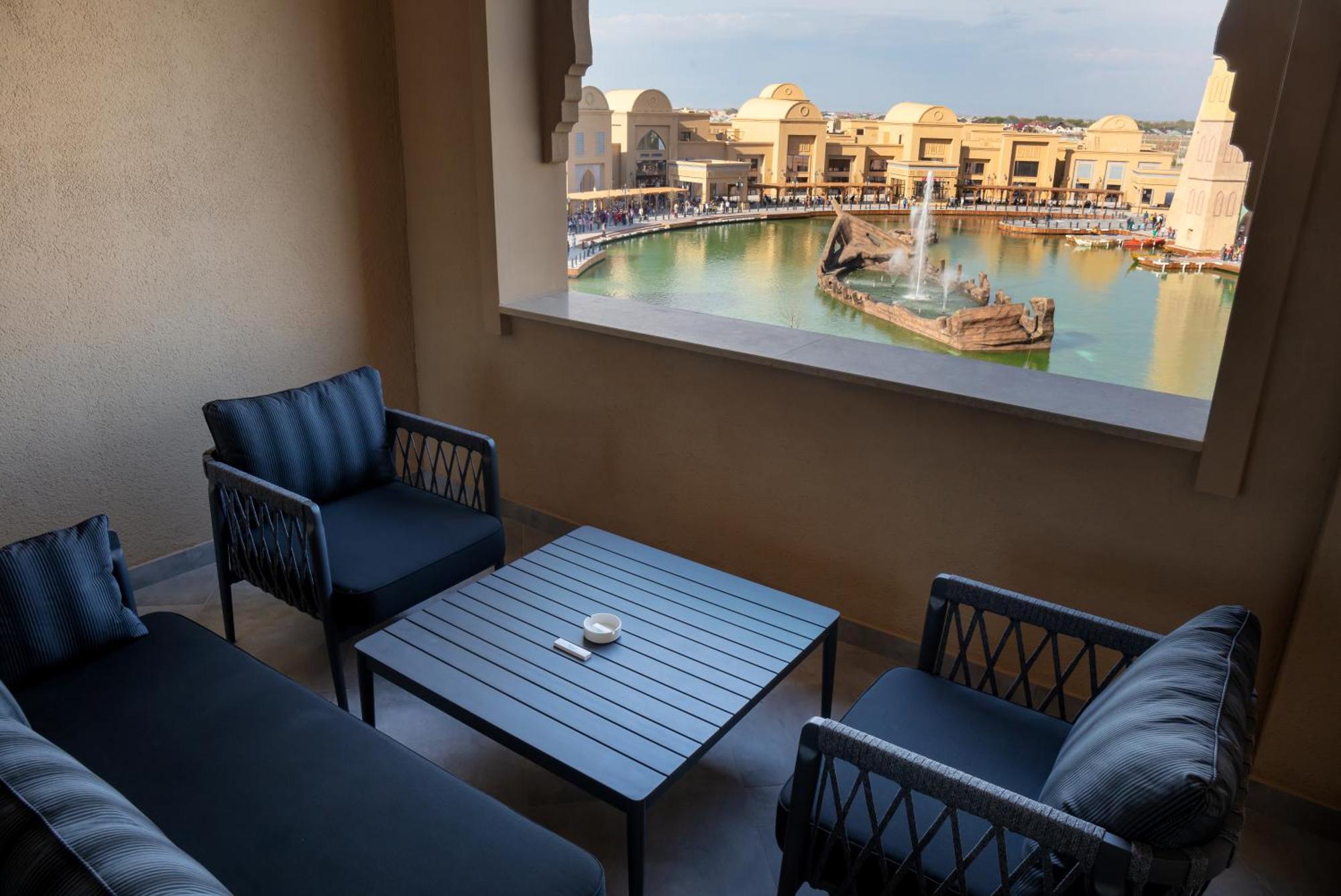 Karavansaray Turkistan Harbour Hotel -Flying Theatre Access 외부 사진 The View