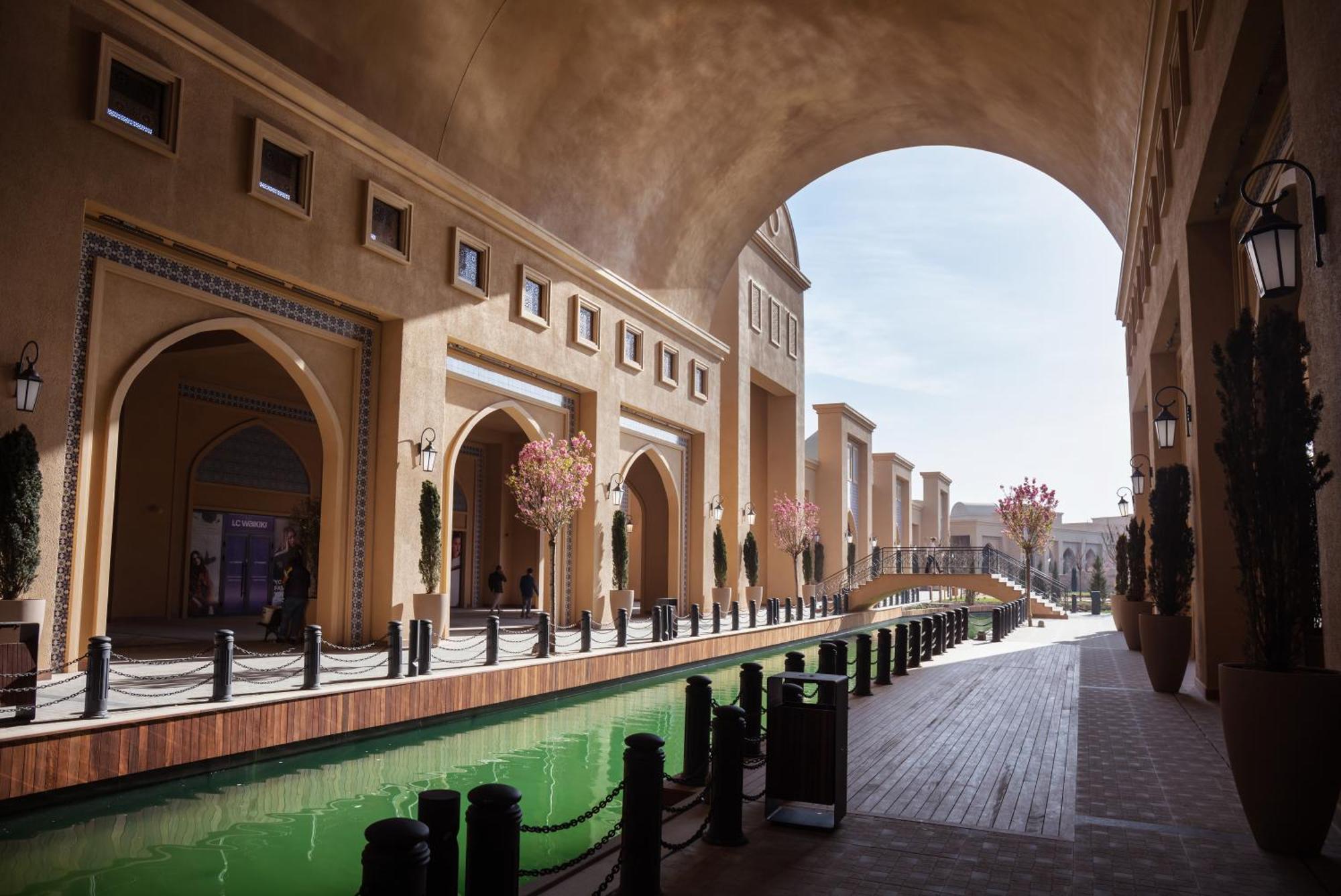Karavansaray Turkistan Harbour Hotel -Flying Theatre Access 외부 사진 The Venetian Resort